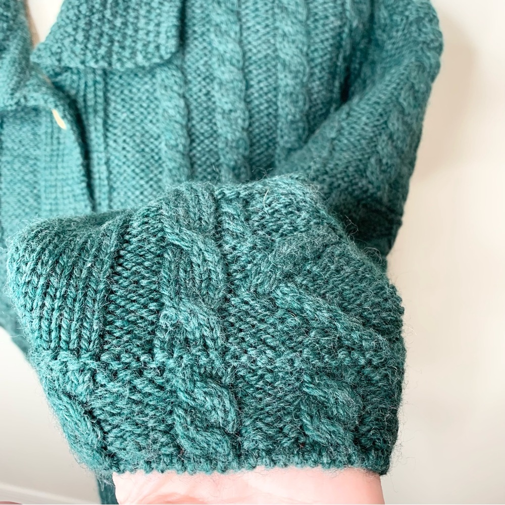 Women's Green Cable Knit Cardigan - Picture 5 of 11